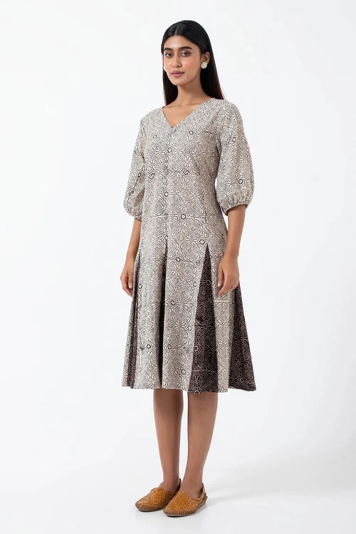 Inkriti "Swirl" Block Printed Organic Cotton Dress - White Skyline - Image 6