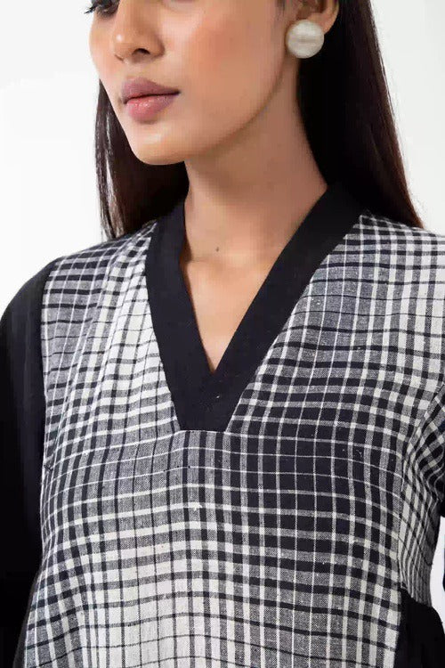 Inkriti "Timeless" Handloom Kala Cotton Dress - Ombre Checks - Image 3