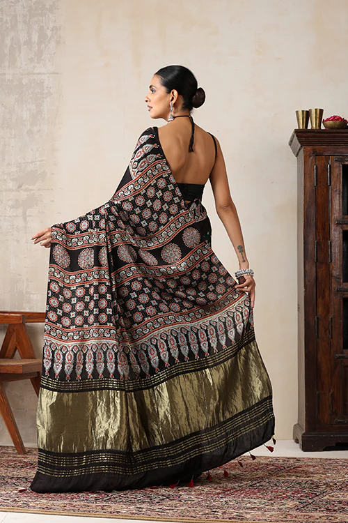 Jahangir Khatri - Black & Green Ajrakh & Bandhani Modal Tissue Pallu Saree - Image 3