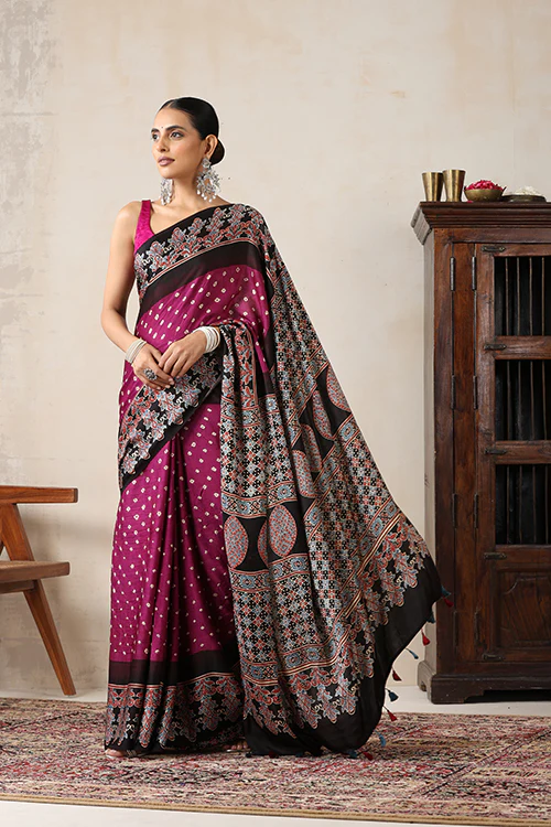 Jahangir Khatri - Black & Magenta Ajrakh & Bandhani Modal Saree - Image 4