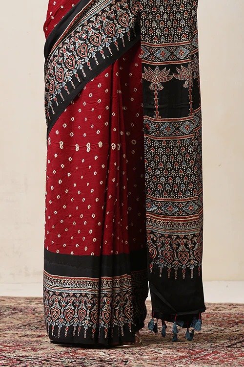 Jahangir Khatri - Black & Maroon Ajrakh & Bandhani Modal Saree - Image 3