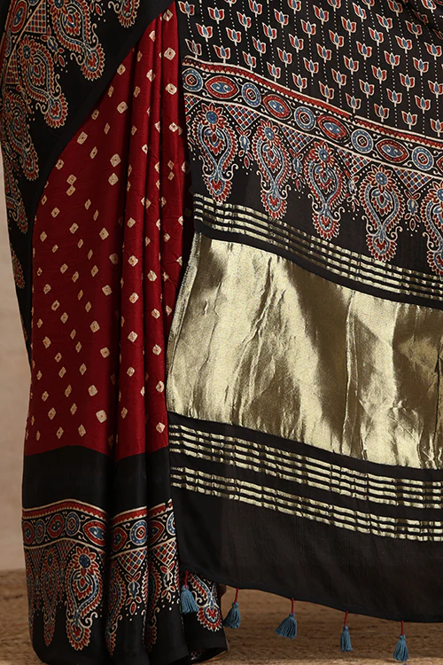 Jahangir Khatri - Black & Maroon Ajrakh & Bandhani Modal Tissue Pallu Saree - Image 2