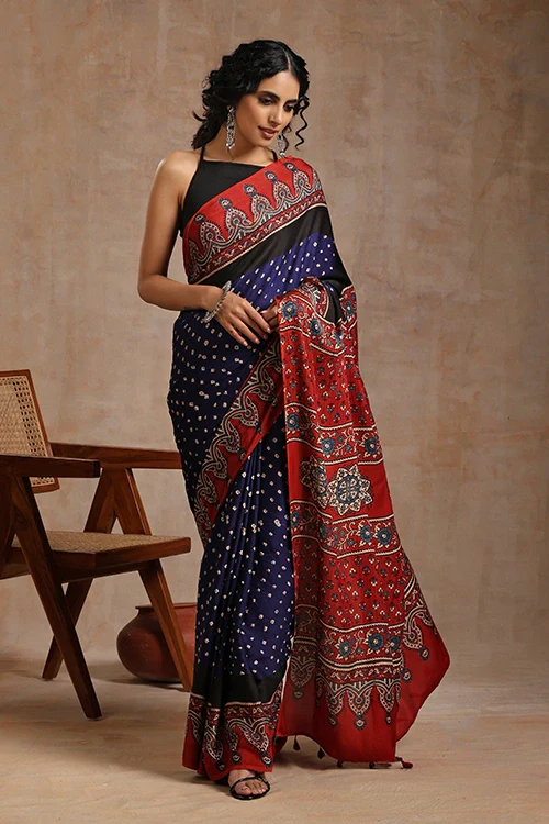 Jahangir Khatri - Red & Navy Blue Ajrakh & Bandhani Modal Saree - Image 4