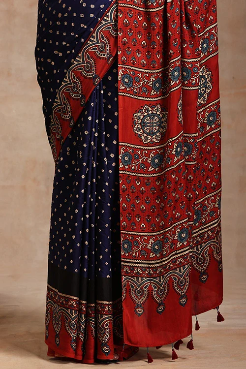 Jahangir Khatri - Red & Navy Blue Ajrakh & Bandhani Modal Saree - Image 6