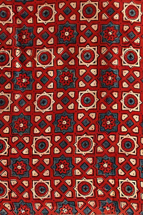 Jahangir Khatri - Red & Navy Blue Ajrakh & Bandhani Modal Tissue Pallu Saree - Image 3