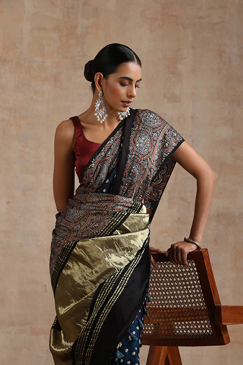 Jahangir Khatri - Black & Prussian Blue Ajrakh & Bandhani Modal Tissue Pallu Saree - Image 5