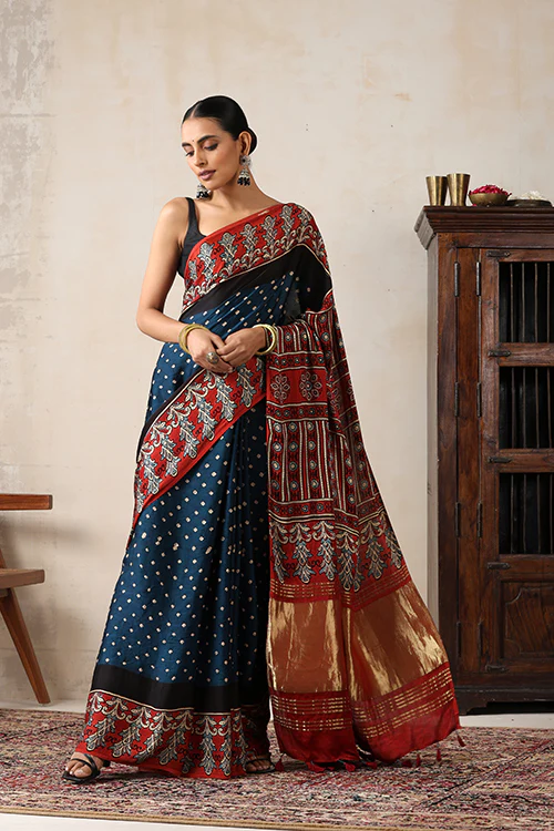 Jahangir Khatri - Red & Prussian Blue Ajrakh & Bandhani Modal Tissue Pallu Saree - Image 4