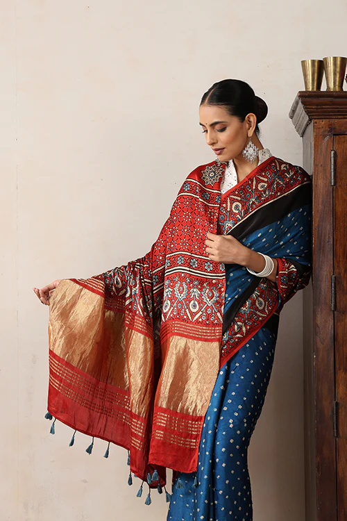 Jahangir Khatri - Red & Sky Blue Ajrakh & Bandhani Modal Tissue Pallu Saree - Image 2