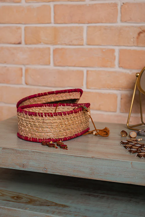 Kraftribe Kanshi Paan-Shaped Box - Image 3