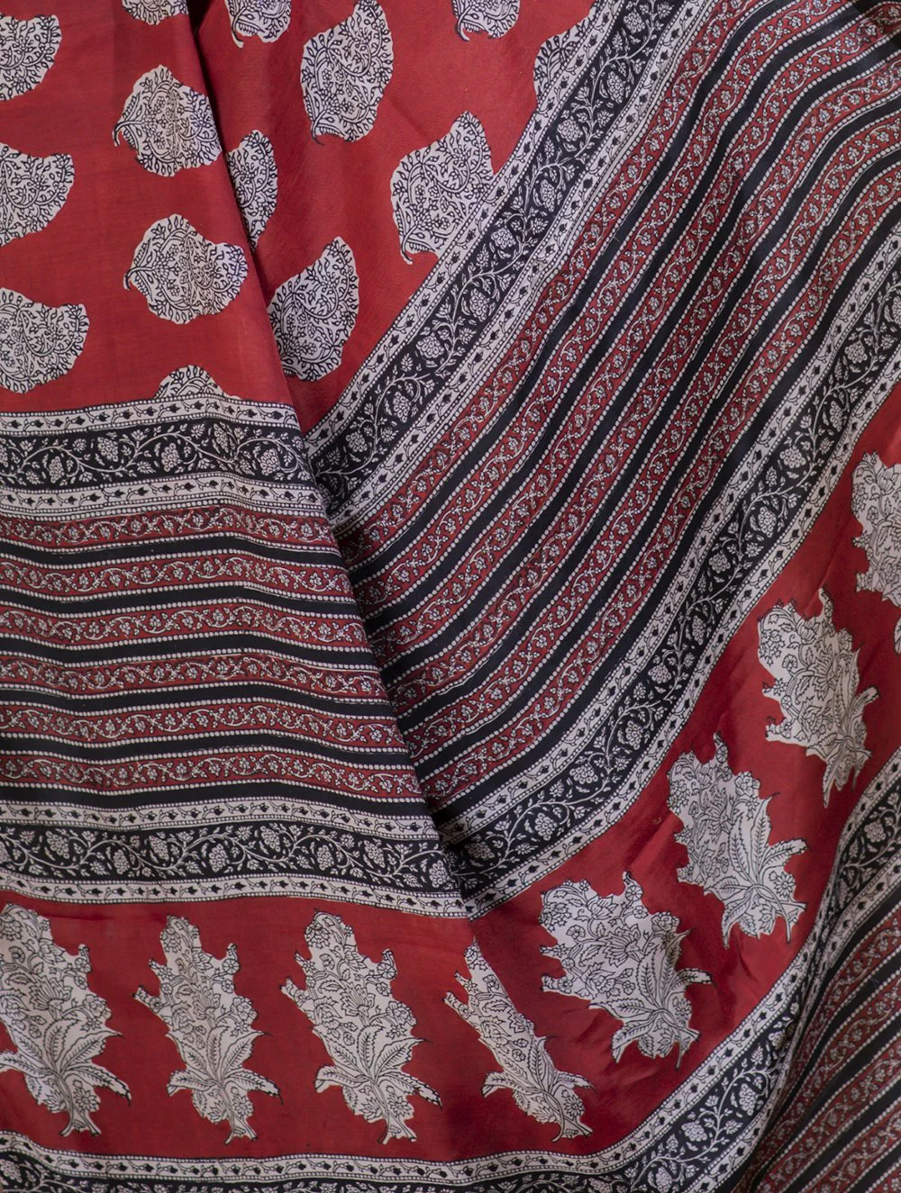 Soft & Flowing Bagru Block Printed Modal Satin Saree - Large Paisley (With Blouse Piece) - Image 3