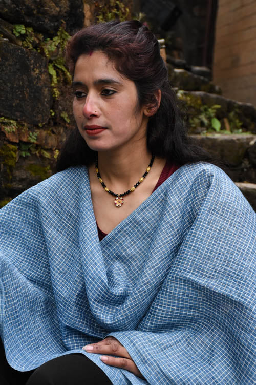 Avani Kumaon Linen & Silk Stole | Indigo With White Checks - Image 4