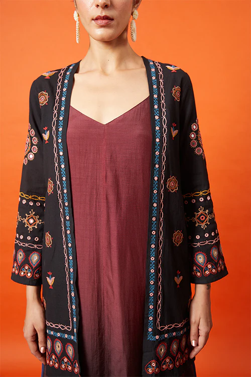 Okhai 'Maharani' Kutch Embroidered Pure Cotton Long Jacket - Image 2