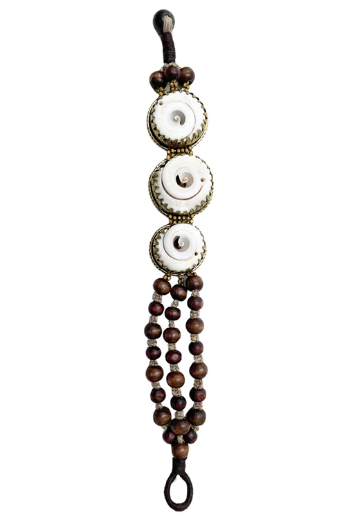 Mayabazaar 'Statement' Handknotted Mumba Devi Bracelet - Image 4