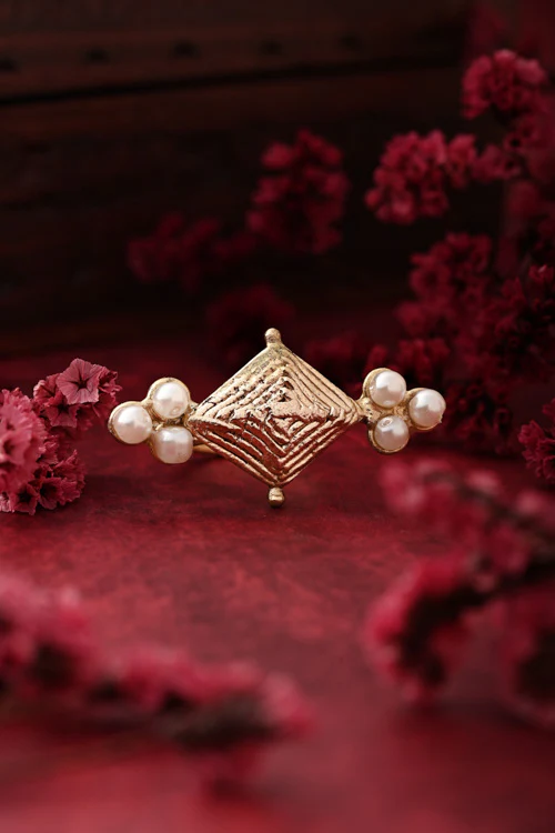 Miharu Dhokra Rhombus Adjustable Finger Rings - Image 2