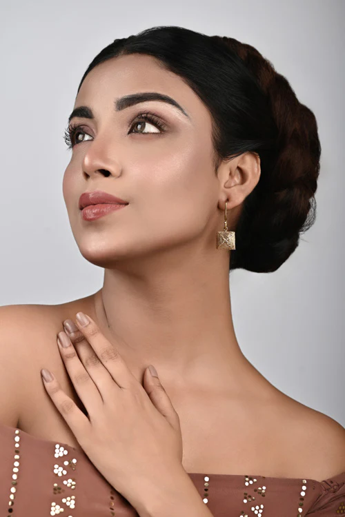 Miharu Dhokra Square Dangler - Image 3