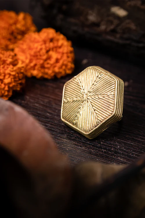 Miharu Dokra Honeycomb Finger Ring - Image 4