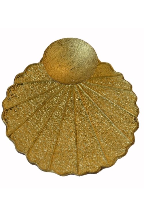 Miharu Dhokra Lotus Leaf Candle Stand - Image 5