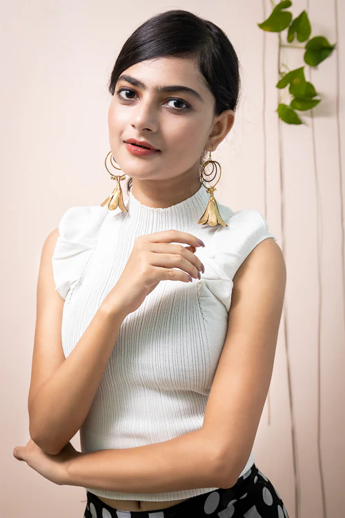 Miharu Statement Floral Earring - Image 4