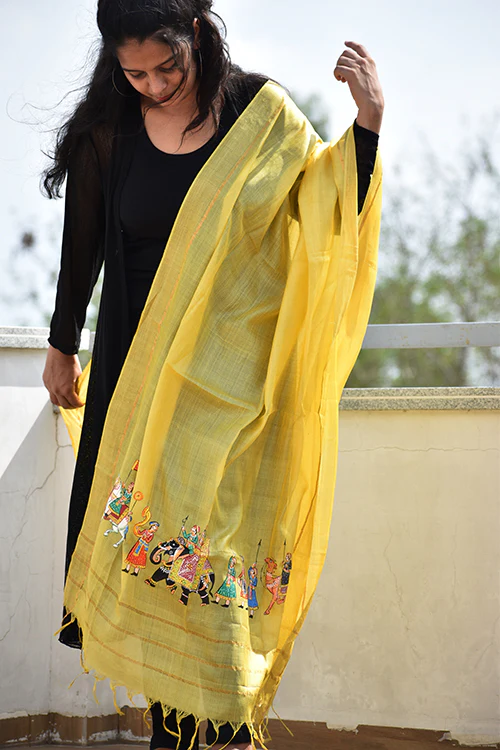 Diorama Designs Miniature Handpainted Bidai Doli Munga Silk Dupatta - Image 3