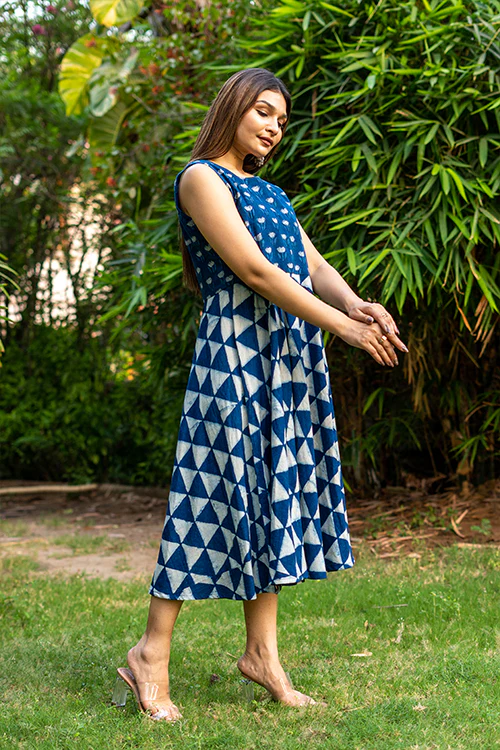 Moralfibre Handblock Printed Indigo Sleeveless Dress - Image 4