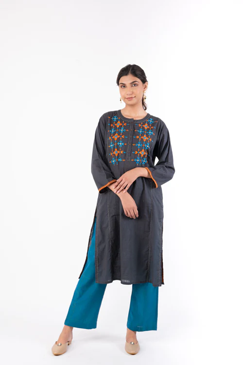 Rangsutra Naman Charcoal Soof Hand Embroidered Straight Kurta - Image 6