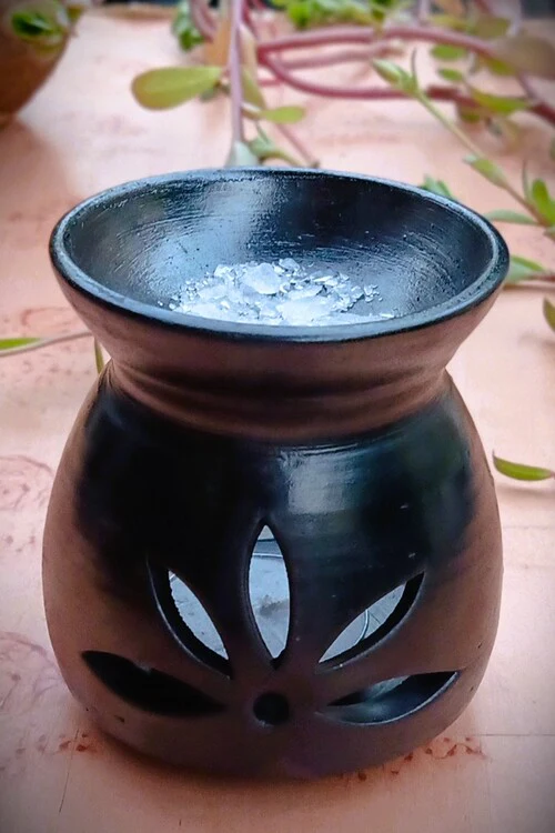 Terracotta by Sachii Nizamabad Black Pottery Aroma Diffuser - Image 2