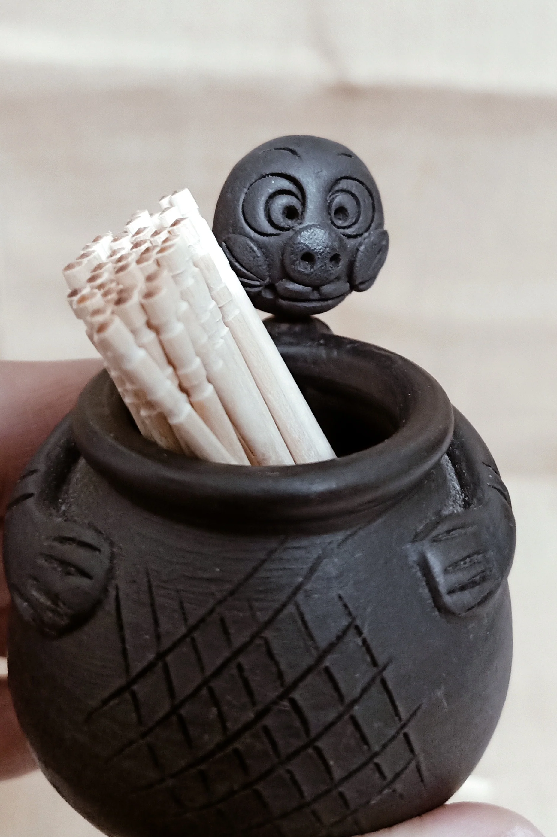Nizamabad Collection Birdie Toothpick Holder - Image 2