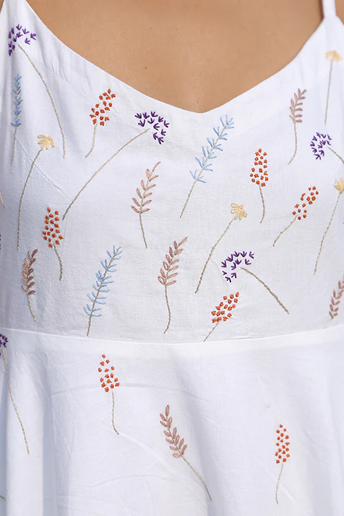Okhai 'Noble' Hand Embroidered Organic Cotton Sleeveless Dress - Image 3