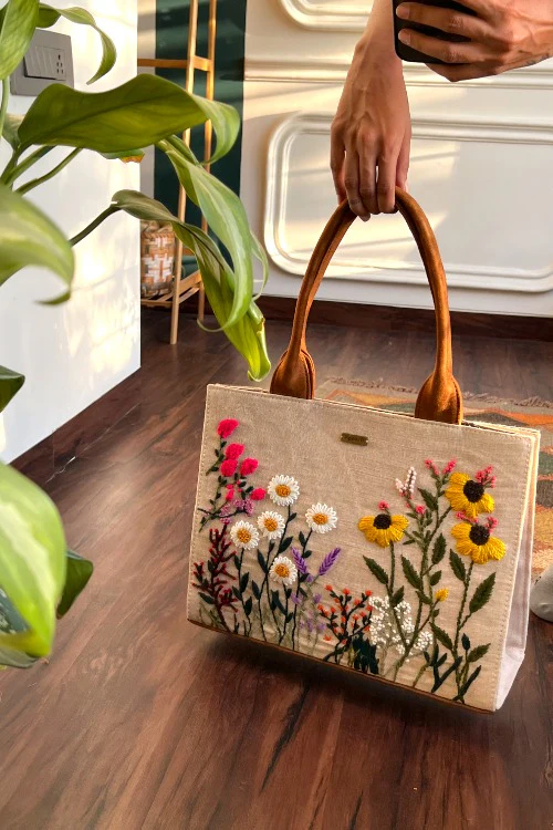 Dhaaga Non-Customised Garden Tote - Image 3