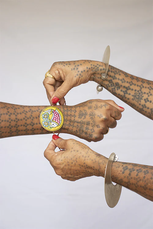 Okhai 'Amara' Fish Madhubani Paint Rakhi - Image 3