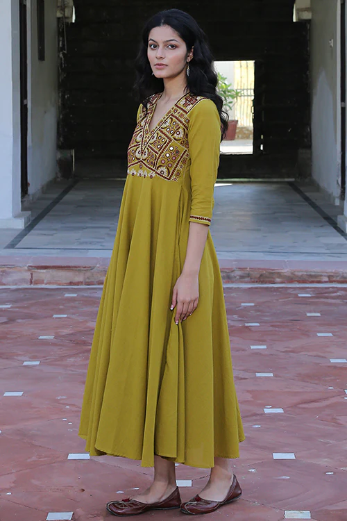 Okhai 'Apricity' Pure Cotton Hand Embroidered Mirror Work Dress - Image 4