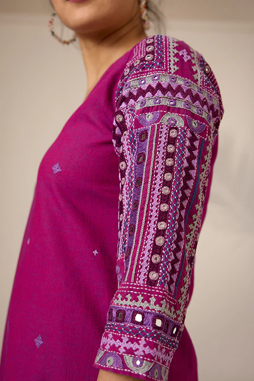 Okhai "Atrangi" Hand-Embroidered Mirrorwork Pure Cotton Kurta - Image 7