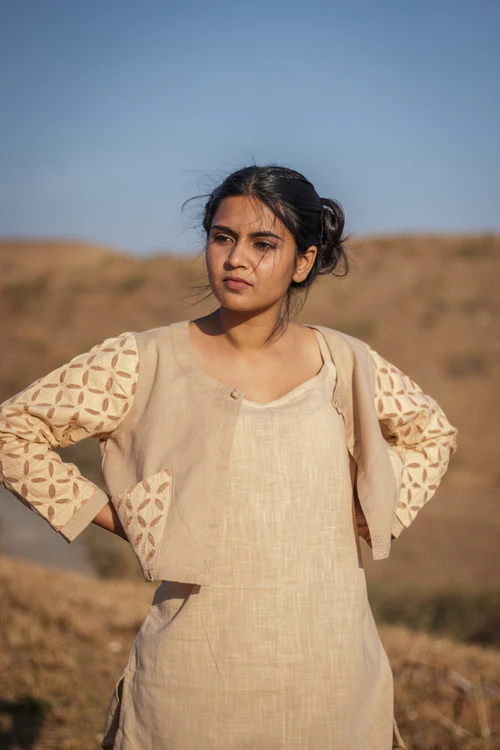 Sadhna Beige F/S Cutwork Crop Jacket