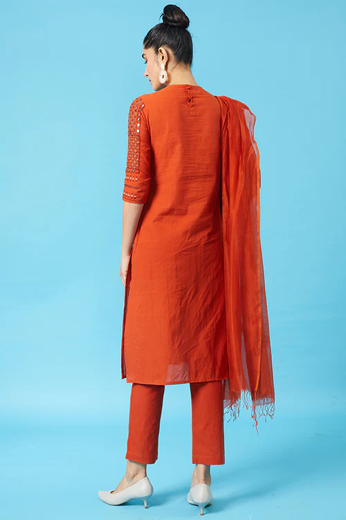 Okhai 'Duchess' Kutch Embroidered Kurta Pant Dupatta Set - Image 4