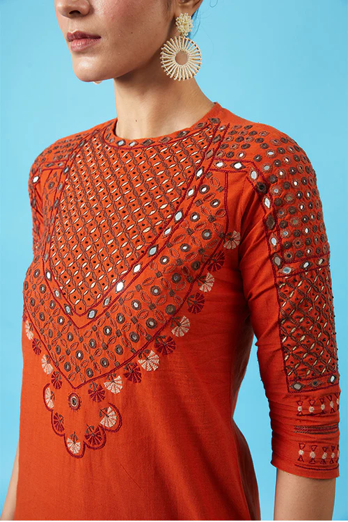 Okhai 'Duchess' Kutch Embroidered Kurta Pant Dupatta Set - Image 6