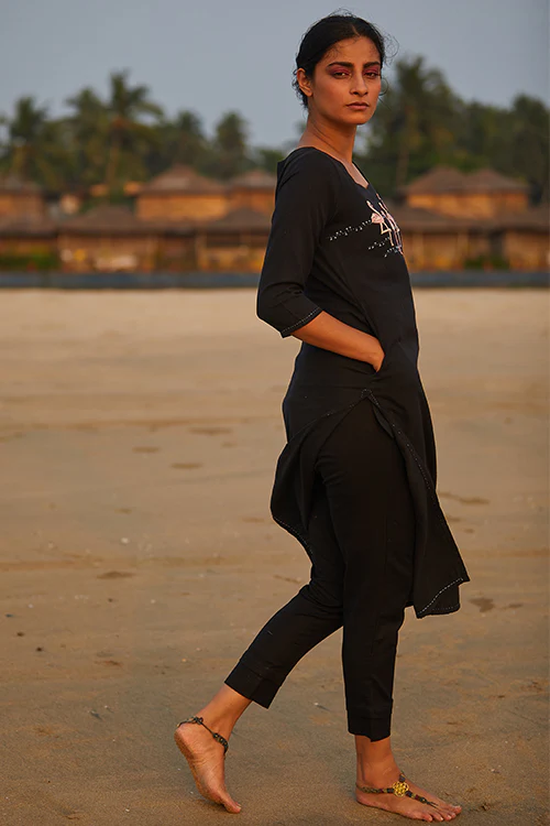 Okhai 'Flaming Flamingos' Cotton Handloom Embroidered Long Kurta - Image 3