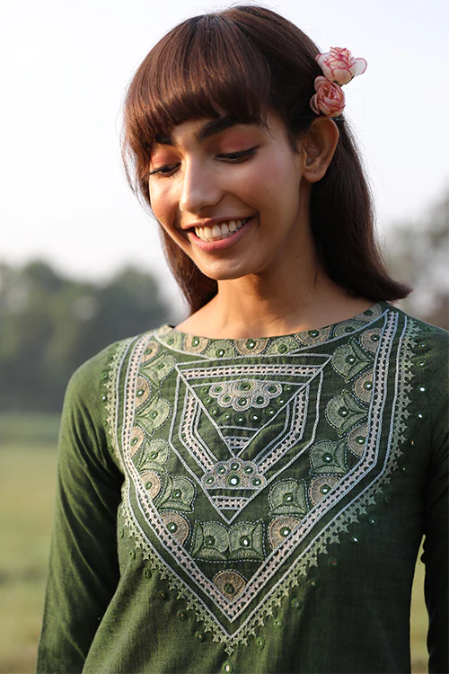 Okhai 'Fresh Green' Hand Embroidered Mirror Work Pure Cotton Kurta Pant Set - Image 2