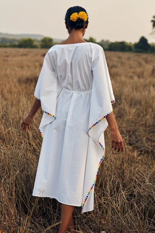 Okhai 'Fusion' Hand Embroidered Pure Cotton Kaftan - Image 4