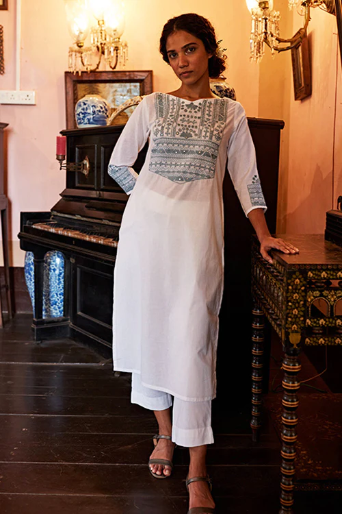 Okhai 'Glacier' Hand Embroidered Mirror Work Pure Cotton Long Kurta - Image 9