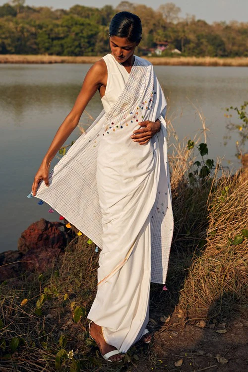 Okhai 'Heaven' Hand Embroidered Mirror Work Pure Cotton Saree - Image 4