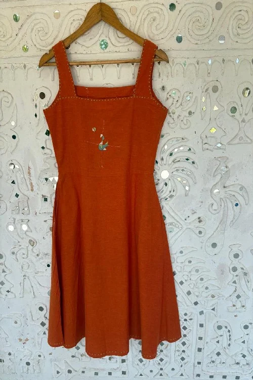 Okhai 'Hummingbird' Cotton Handloom Hand Embroidered Sleeveless Dress | Rescue - Image 4