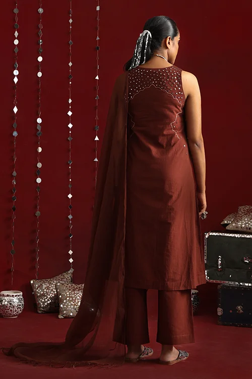 Okhai "Jharokha" Hand-Embroidered Pure Cotton Kurta Pant Set with Dupatta - Image 6