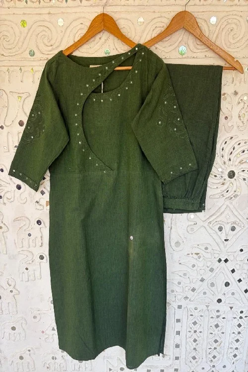 Okhai 'Kites' Pure Cotton Applique Work Hand Embroidered Mirror Work Kurta Pant Set | Rescue - Image 2