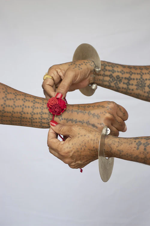 Okhai 'Mirth' Red Crochet Rakhi - Image 2