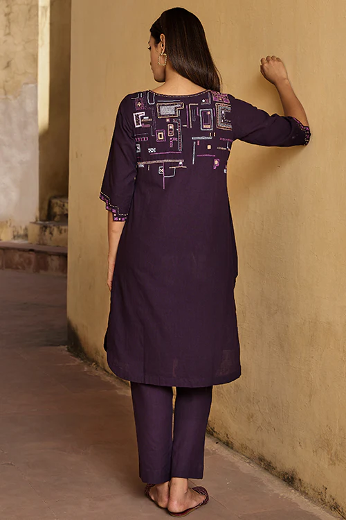 Okhai "Mohenjo Daro" Hand Embroidered Mirror and Beadwork Pure Cotton Kurta Pant Set with Dupatta - Image 4