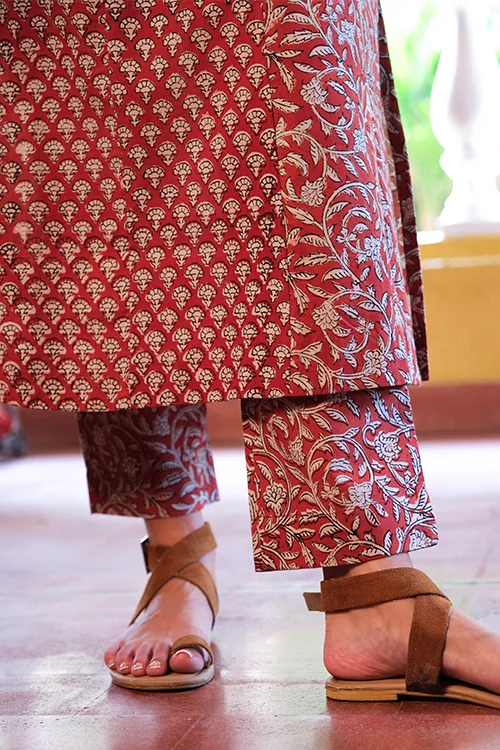 Okhai "Queen’s Gambit" Handblock Printed Pure Cotton Kurta Set - Image 5