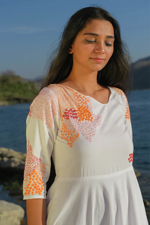 Okhai 'Riverside' Pure Cotton Hand Embroidered Mirror Work Dress - Image 3