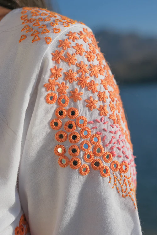Okhai 'Riverside' Pure Cotton Hand Embroidered Mirror Work Dress - Image 7