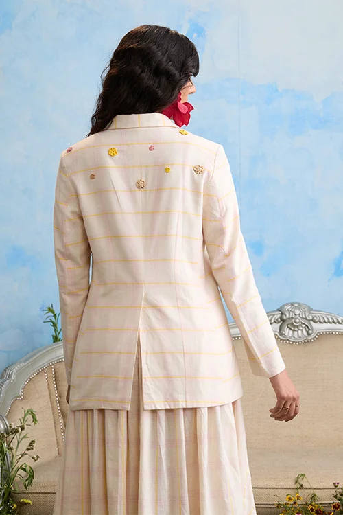 Okhai "Sakura" Hand Embroidered Cotton Handloom Blazer - Image 3