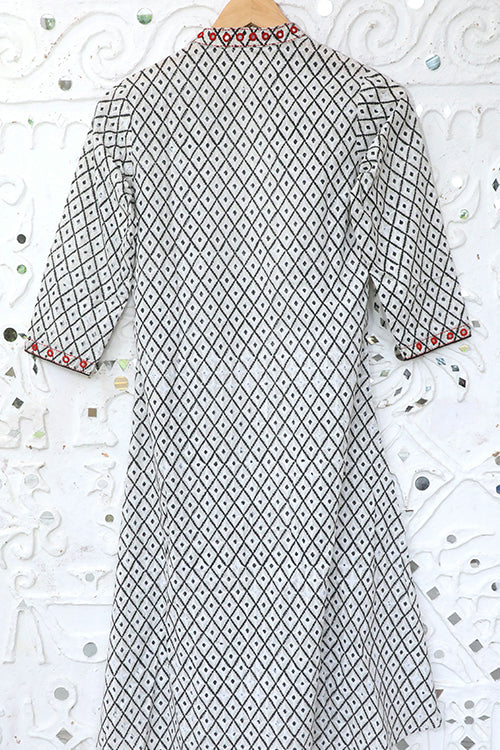 Okhai 'Sample Two Hundred and Three' - Image 2